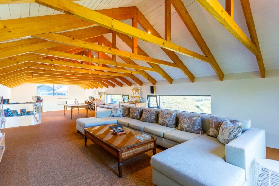 5 Bedroom Property for Sale in Elgin Western Cape